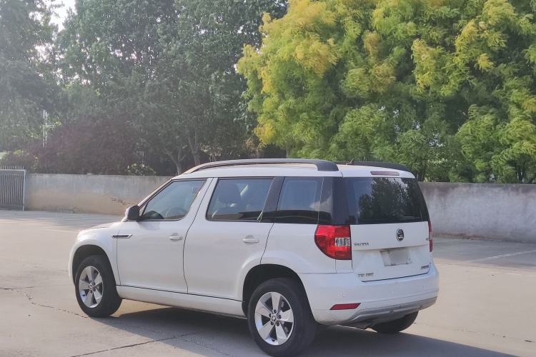 Used Skoda Yeti 2017 TSI280 DSG Car Enjoy Brothers Edition Exterior 2