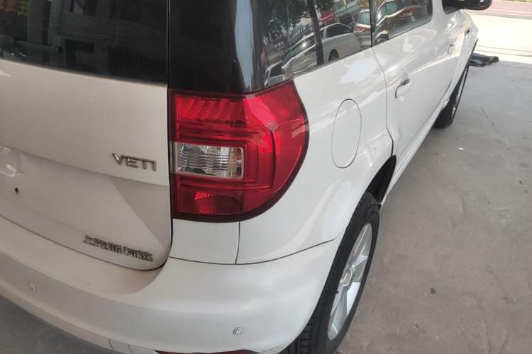 Used Skoda Yeti 2017 TSI280 DSG Advanced Edition Exterior 3