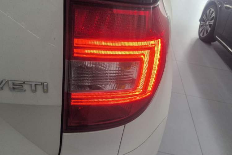 Used Skoda Yeti 2017 TSI300 DSG Luxury Edition Exterior 3