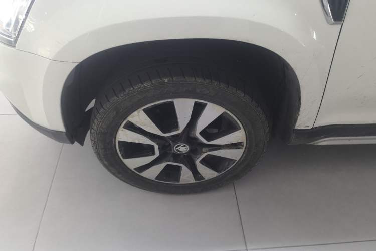 Used Skoda Yeti 2017 TSI300 DSG Luxury Edition Exterior 4