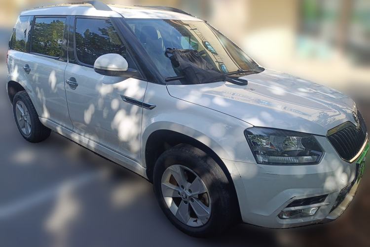 Used Skoda Yeti 2017 TSI280 DSG Advanced Edition Front Right 45 Deg