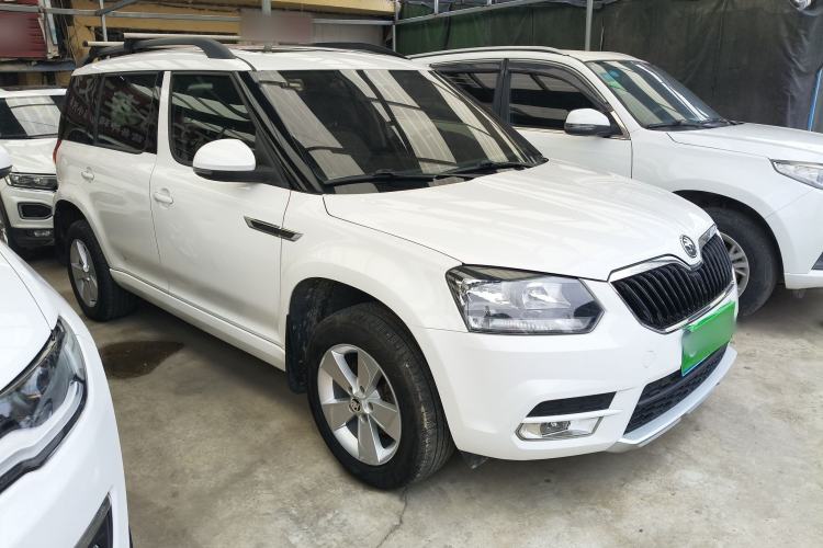 Used Skoda Yeti 2017 TSI280 DSG Advanced Edition Front Right 45 Deg