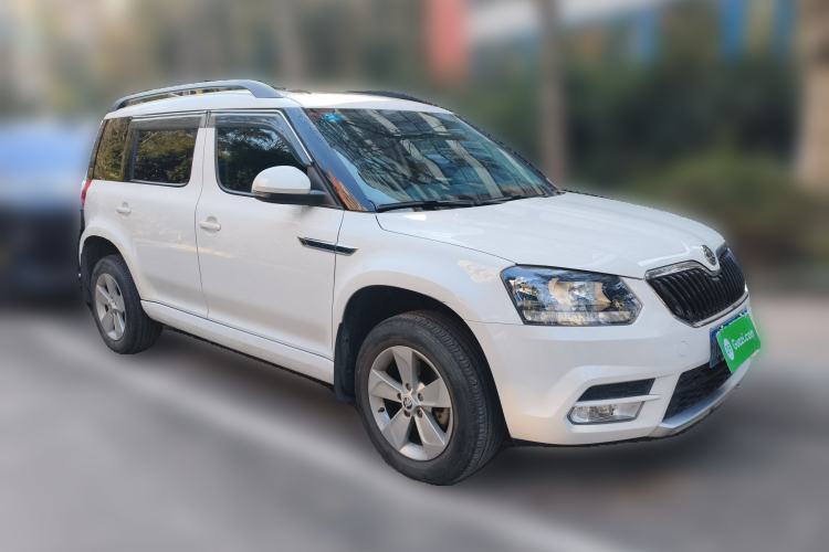 Used Skoda Yeti 2017 TSI280 DSG Advanced Edition Front Right 45 Deg