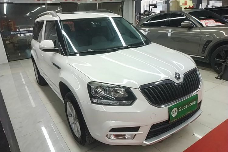 Used Skoda Yeti 2017 TSI280 DSG Advanced Edition Front Right 45 Deg