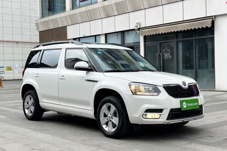 Used Skoda Yeti 2017 TSI280 DSG Advanced Edition Front Right 45 Deg