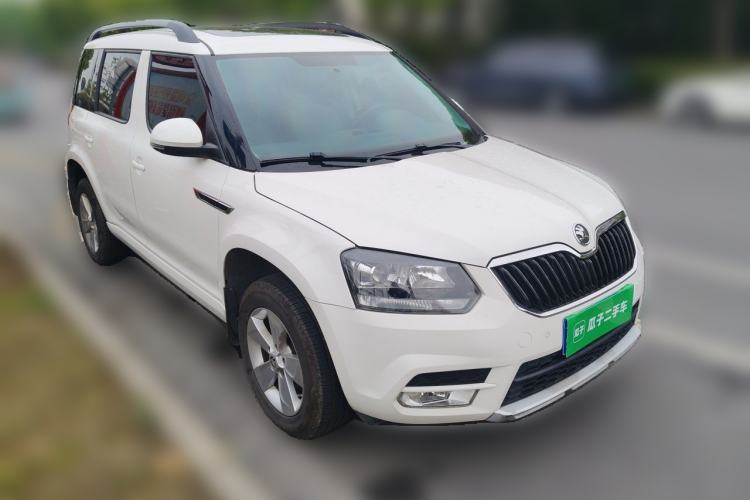 Used Skoda Yeti 2017 TSI280 DSG Advanced Edition Front Right 45 Deg