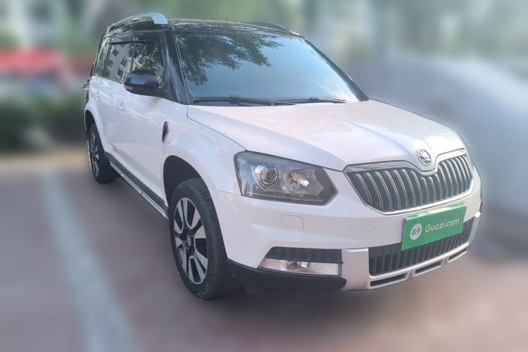 Used Skoda Yeti 2017 TSI300 DSG Luxury Edition Front Right 45 Deg