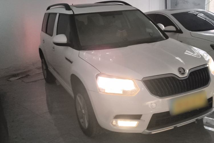 Used Skoda Yeti 2017 TSI280 DSG Advanced Edition Front Right 45 Deg