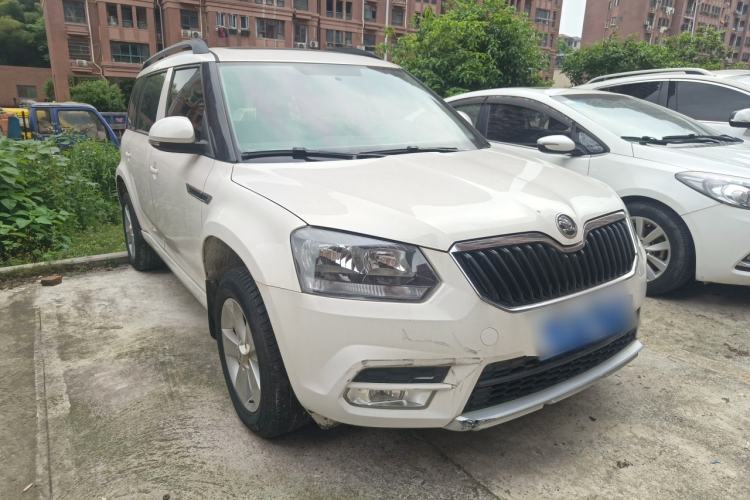 Used Skoda Yeti 2017 TSI280 DSG Advanced Edition Front Right 45 Deg
