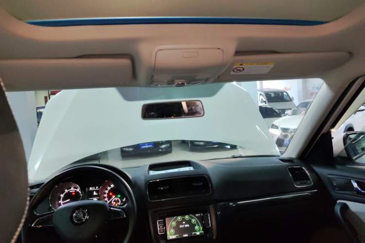 Used Skoda Yeti 2017 TSI280 DSG Advanced Edition Headliner