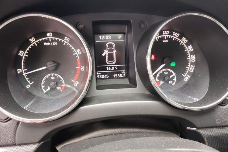 Used Skoda Yeti 2017 TSI280 DSG Car Enjoy Brothers Edition Instrument Cluster