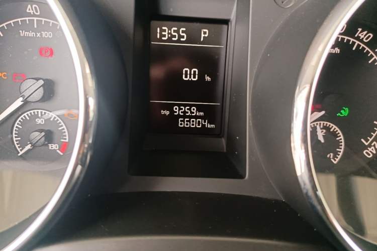 Used Skoda Yeti 2017 TSI280 DSG Advanced Edition Instrument Cluster