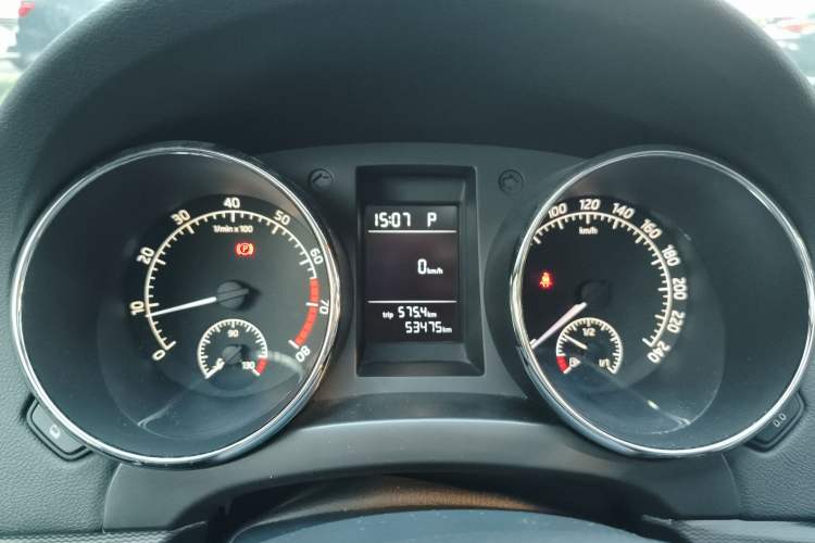Used Skoda Yeti 2017 TSI280 DSG Advanced Edition Instrument Cluster