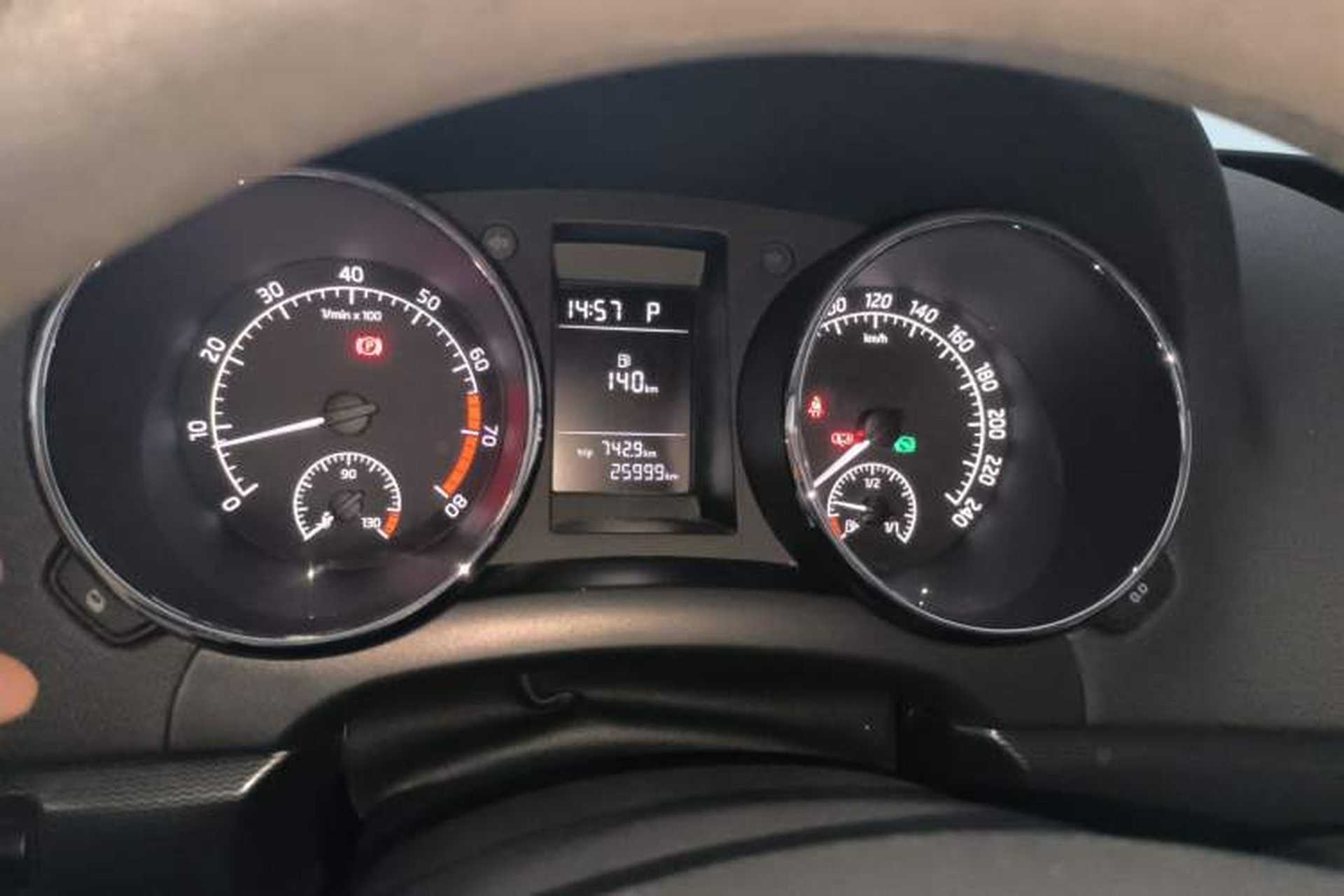 Used Skoda Yeti 2017 TSI280 DSG Advanced Edition Instrument Cluster
