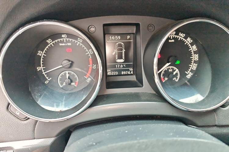 Used Skoda Yeti 2017 TSI280 DSG Car Enjoy Brothers Edition Instrument Cluster