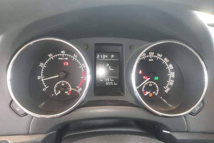 Used Skoda Yeti 2017 TSI280 DSG Advanced Edition Instrument Cluster