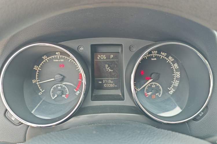 Used Skoda Yeti 2017 TSI280 DSG Advanced Edition Instrument Cluster