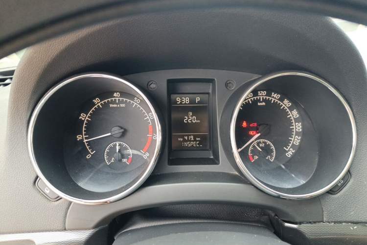 Used Skoda Yeti 2017 TSI280 DSG Advanced Edition Instrument Cluster
