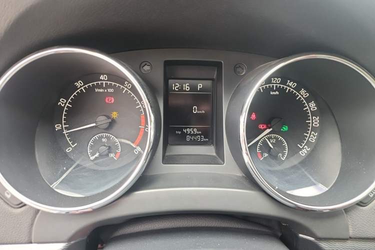 Used Skoda Yeti 2017 TSI280 DSG Advanced Edition Instrument Cluster