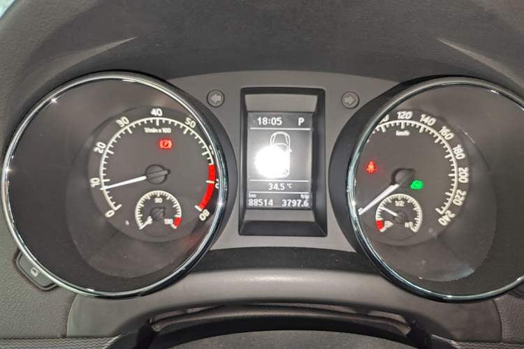 Used Skoda Yeti 2017 TSI280 DSG Innovation Edition Instrument Cluster
