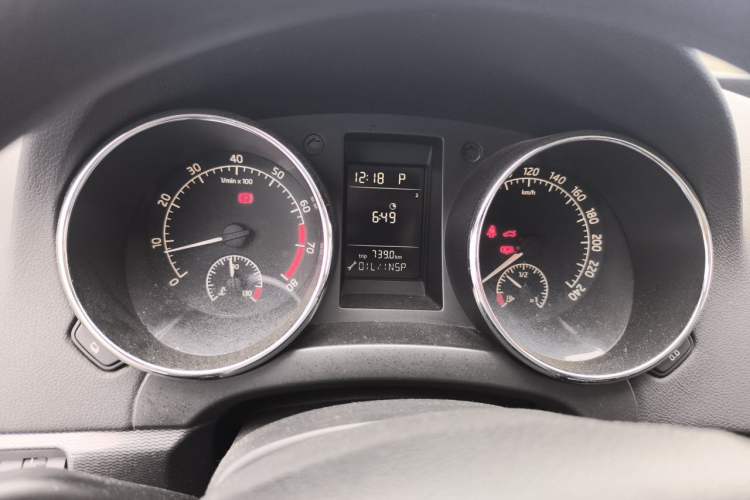Used Skoda Yeti  Instrument Cluster