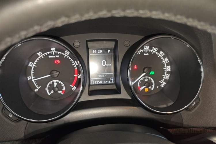 Used Skoda Yeti 2017 TSI280 DSG Car Enjoy Brothers Edition Instrument Cluster