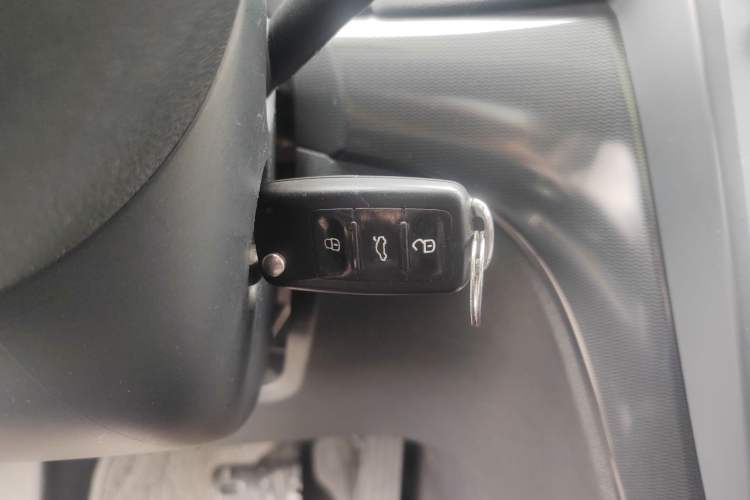 Used Skoda Yeti 2017 TSI280 DSG Advanced Edition Interior 1