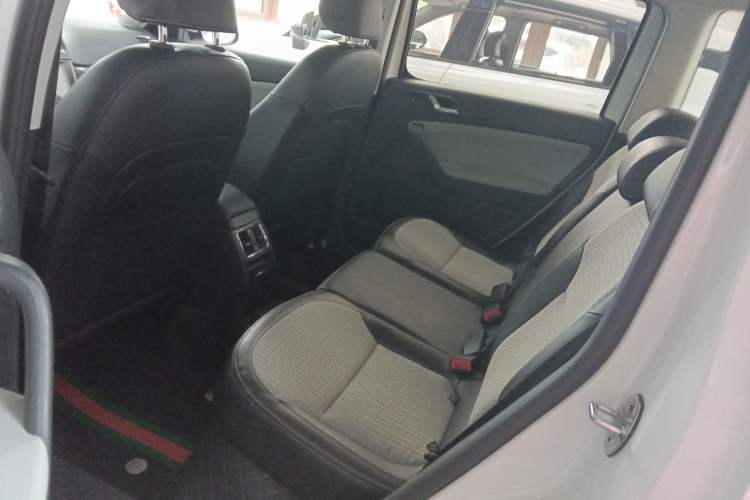 Used Skoda Yeti 2017 TSI280 DSG Advanced Edition Interior 1