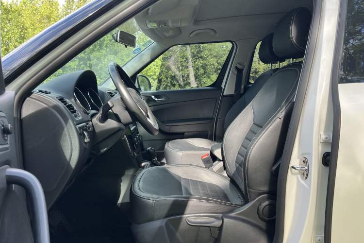 Used Skoda Yeti 2017 TSI280 DSG Innovation Edition Interior 2