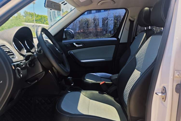 Used Skoda Yeti 2017 TSI280 DSG Advanced Edition Interior 2