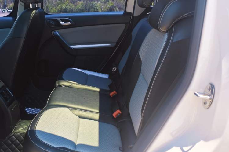 Used Skoda Yeti 2017 TSI280 DSG Advanced Edition Interior 3