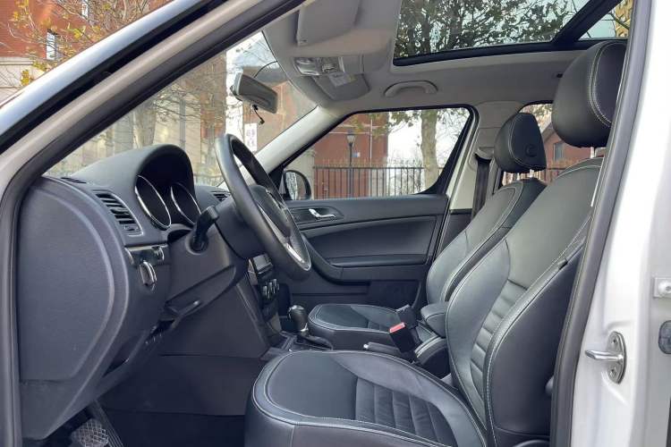Used Skoda Yeti 2017 TSI280 DSG Innovation Edition Interior 3