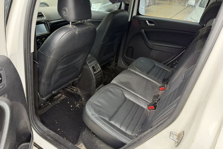Used Skoda Yeti 2017 TSI280 DSG Innovation Edition Interior 4
