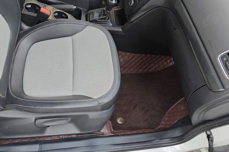Used Skoda Yeti 2017 TSI280 DSG Advanced Edition Interior 5