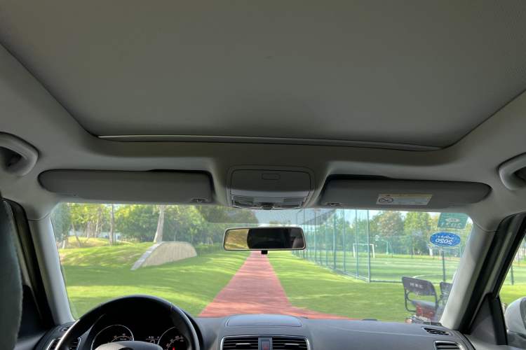 Used Skoda Yeti 2017 TSI280 DSG Innovation Edition Interior 7