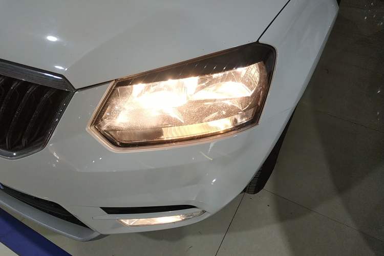 Used Skoda Yeti 2017 TSI280 DSG Advanced Edition Left Front Headlight
