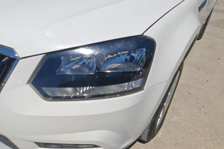 Used Skoda Yeti 2017 TSI280 DSG Advanced Edition Left Front Headlight
