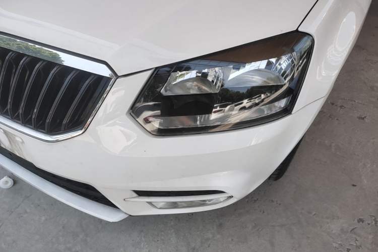 Used Skoda Yeti 2017 TSI280 DSG Advanced Edition Left Front Headlight