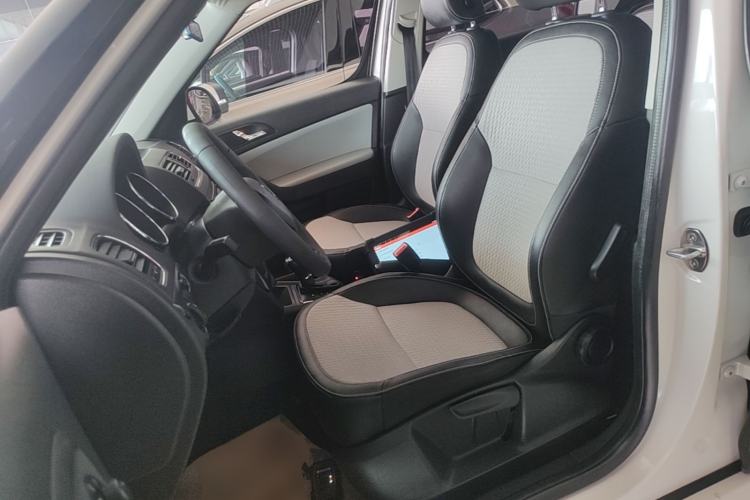 Used Skoda Yeti 2017 TSI280 DSG Advanced Edition Left Front Seat