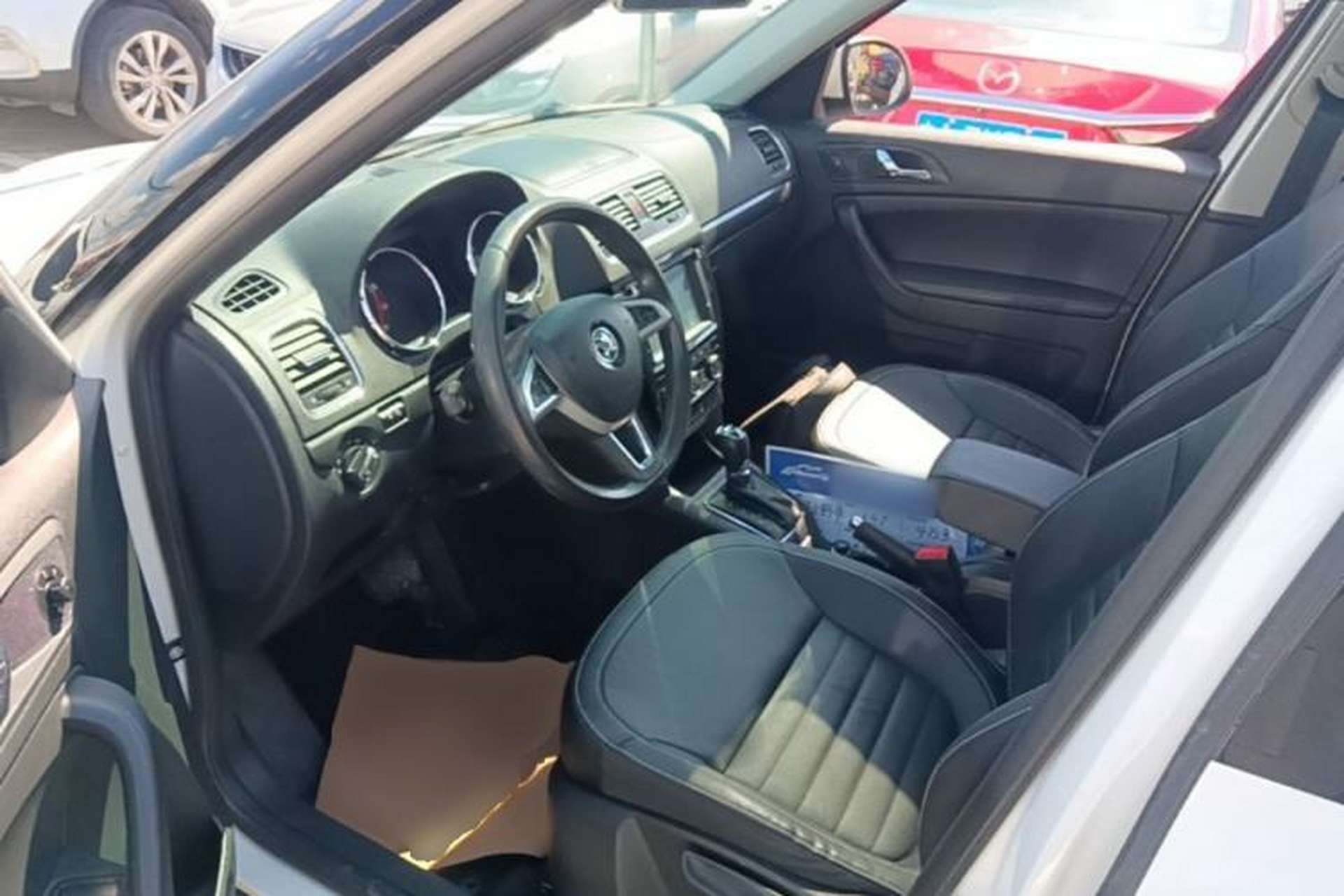 Used Skoda Yeti 2017 TSI280 DSG Innovation Edition Left Front Seat