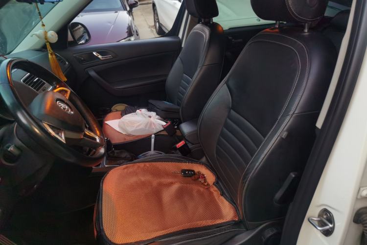 Used Skoda Yeti 2017 TSI280 DSG Innovation Edition Left Front Seat