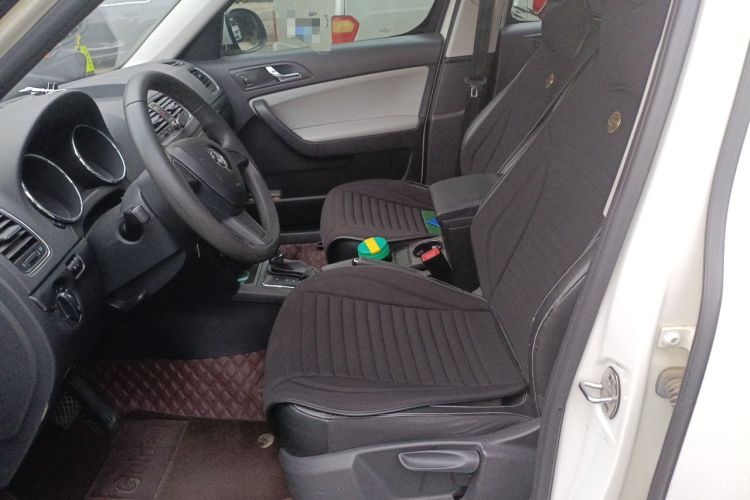 Used Skoda Yeti 2017 TSI280 DSG Advanced Edition Left Front Seat