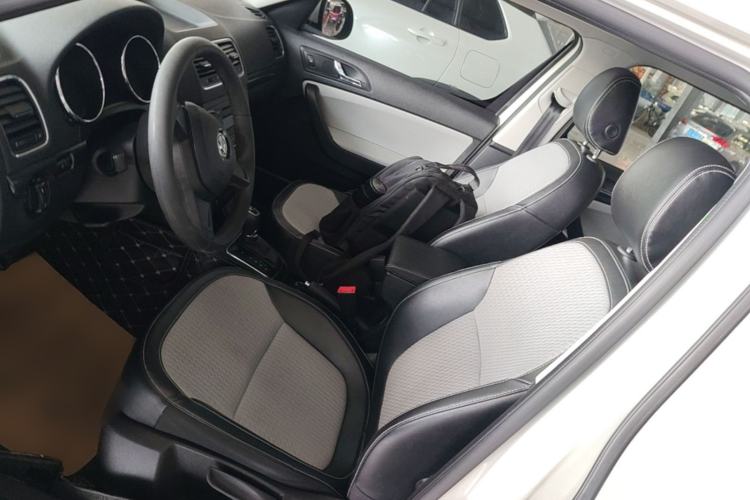 Used Skoda Yeti 2017 TSI280 DSG Advanced Edition Left Front Seat