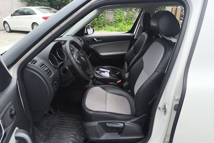 Used Skoda Yeti  Left Front Seat