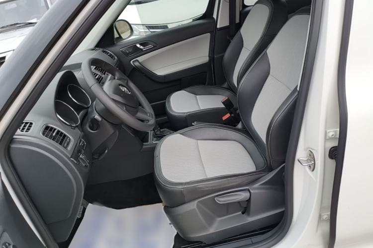 Used Skoda Yeti 2017 TSI280 DSG Advanced Edition Left Front Seat