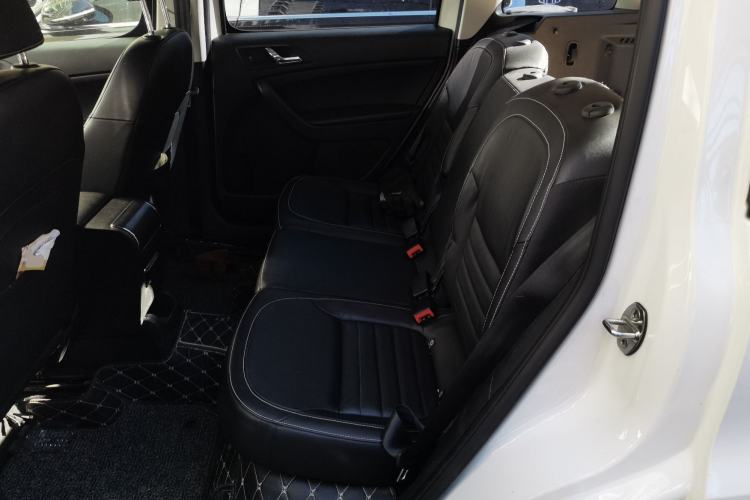Used Skoda Yeti 2017 TSI280 DSG Car Enjoy Brothers Edition Left Rear Seat