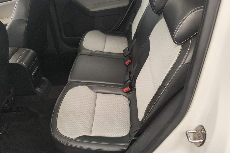 Used Skoda Yeti 2017 TSI280 DSG Advanced Edition Left Rear Seat