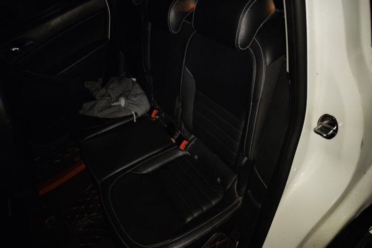 Used Skoda Yeti 2017 TSI280 DSG Car Enjoy Brothers Edition Left Rear Seat