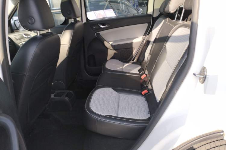 Used Skoda Yeti 2017 TSI280 DSG Advanced Edition Left Rear Seat