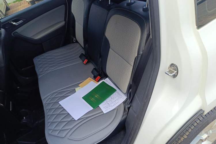 Used Skoda Yeti 2017 TSI280 DSG Advanced Edition Left Rear Seat
